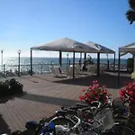 호텔 Ristorante Lucciola 2*