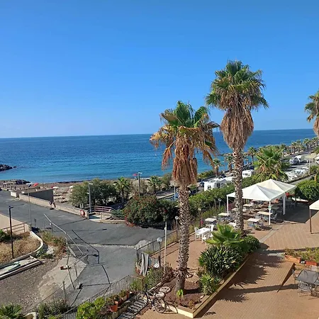 Ristorante Lucciola 호텔