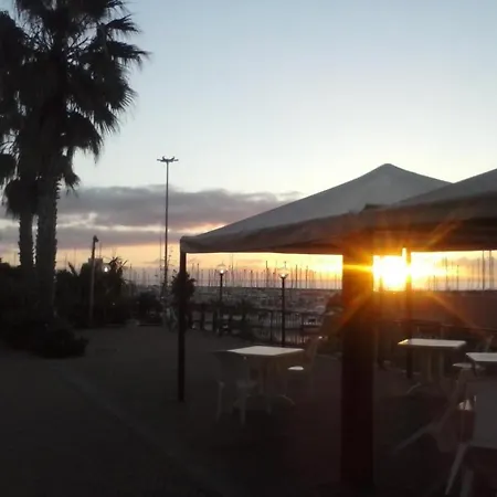 호텔 Ristorante Lucciola 2*