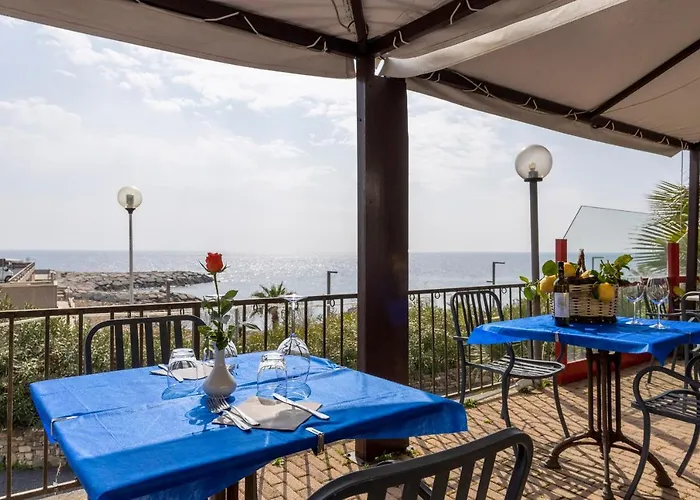 Ristorante Lucciola فندق 2*